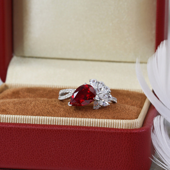 Δαχτυλίδι με ρουμπίνι σε ασήμι Sterling, σταγόνα σχήμα, σειρά Πριγκίπισσα, μοντέλο R042