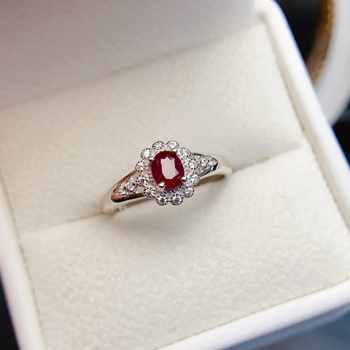 S925 ezüst gyűrű természetes rubinnal, fő kő beépített, kézi készítés