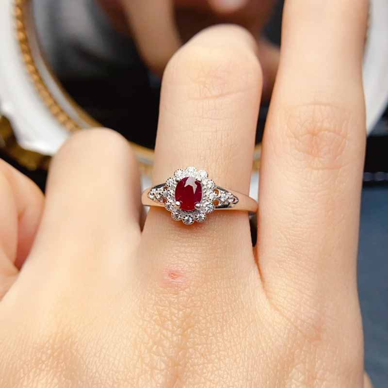 S925 ezüst gyűrű természetes rubinnal, fő kő beépített, kézi készítés