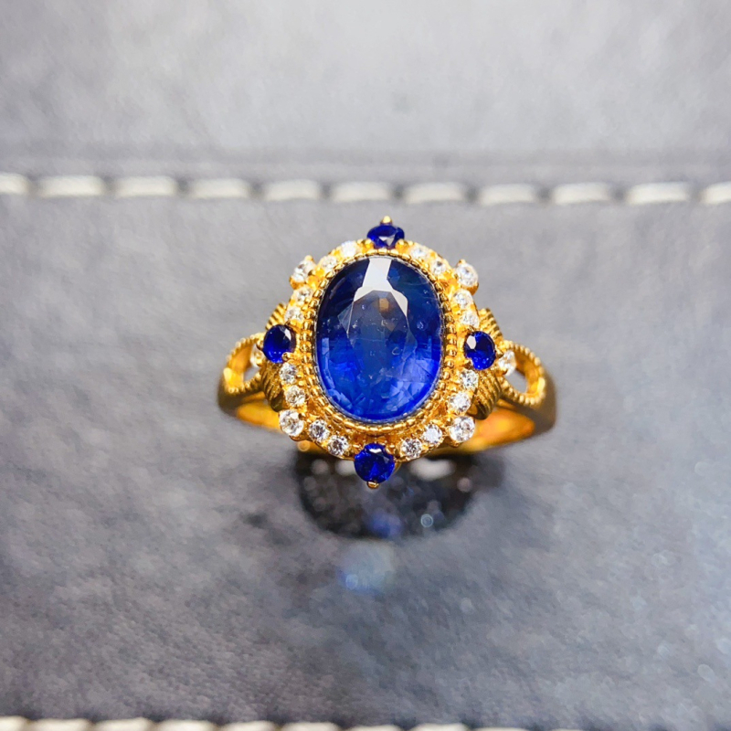 Dabas safīra gredzens ar S925 sudrabu, ar dārgakmeni ieklājumu, roku darbs