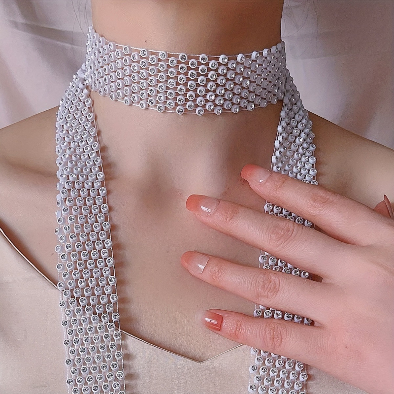 Ženski disco set nakita sa rhinestones – ručna izrada, geometrijski uzorak, vintage britanski retro stil, uključuje naušnice, ogrlicu i narukvicu, ljeto 2024