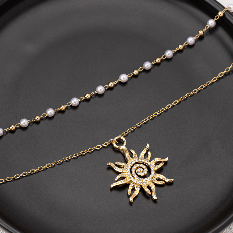 Colier din aliaj, tratament diamant, design geometric pentru femei (Material: aliaj; Tratament: diamant; Stil: geometric; Categoria: colier; Pentru: femei)