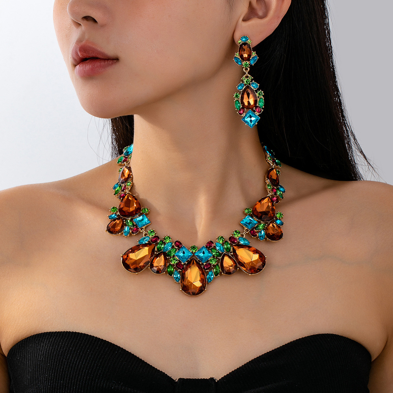 Set Colier și Cercei - aliaj de zinc, placare electrolitică, stil Palat/Exotic, Model Inimă/Picătură de apă/Clopot