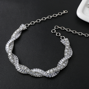 Set ogrlice s privjescima u obliku lista od rhinestonesa, običan lanac, tkana tehnika, težina 39 g