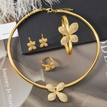 Set de bijuterii pentru femei cu floare din rhinestones — Cupru, placare electrolitică, colier în stil guler, pandantiv din rhinestone, model floral; include cercei și brățară