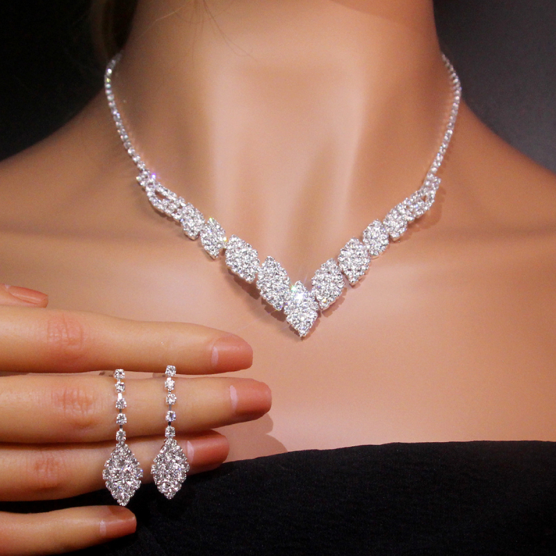Set nakita: ogrlica i naušnice s rhinestones, O-žica, privjesci od rhinestona, uzorci Love/Water Drops/Bell