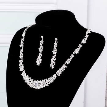 Set de bijuterii pentru nuntă: cercei și colier • aliaj • finisaj cu diamant • Marca Maylie • SKU sku0153