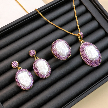 Set de bijuterii din perle artificiale, cercei, colier și accesorii pentru mână; lanț clavicular; pandantiv din sidef; placare electroplată