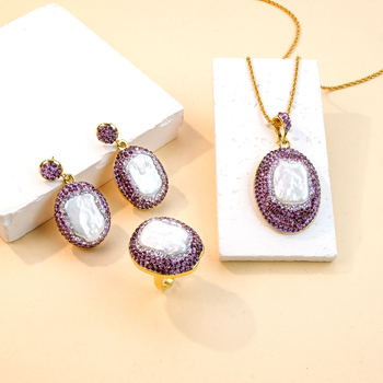 Set de bijuterii din perle artificiale, cercei, colier și accesorii pentru mână; lanț clavicular; pandantiv din sidef; placare electroplată