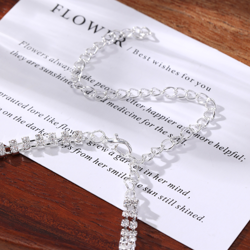 Set de accesorii: cercei și colier din cristal, realizare manuală, stil lux ușor, design geometric