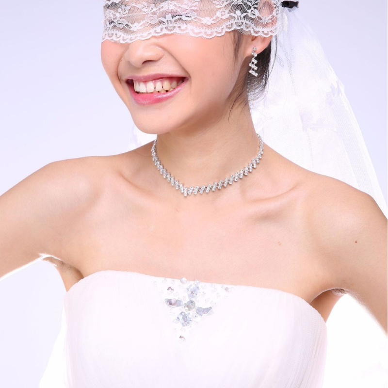 Set de bijuterii pentru mireasă: cercei și colier din aliaj cu rhinestones, finisaj diamantat