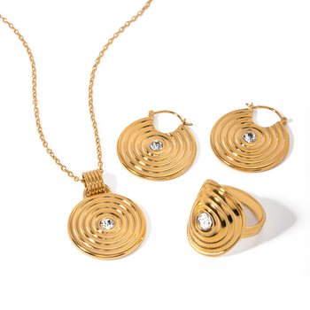 Set de bijuterii: colier, cercei, brățară; oțel inoxidabil; pandant din oțel de titan; lanț standard