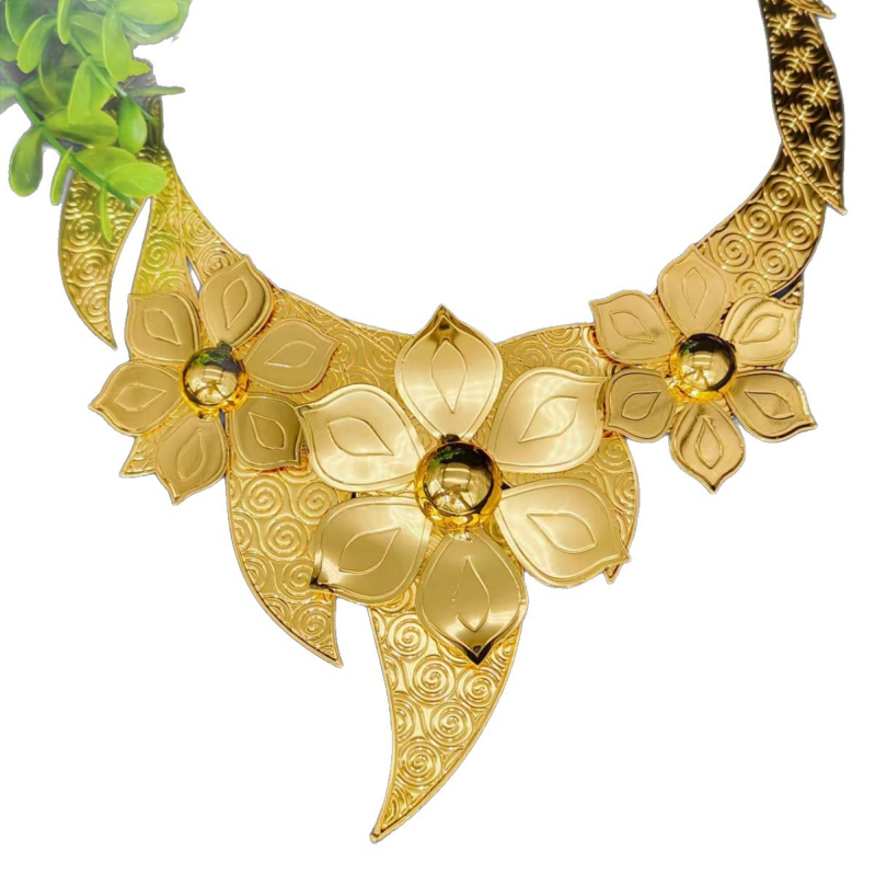 Set de bijuterii din aliaj de cupru, cu lanț extensibil, cercei, colier, inel și brățară cu gravură florală, electroplating