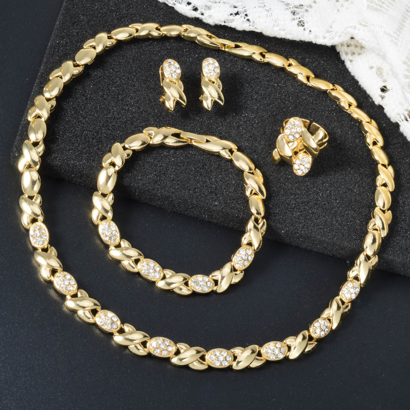 Geometrijski zavoj rhinestones bakreni set nakita – naušnice, ogrlica, narukvica, prsten (elektroplatiranje, ljeto 2025)