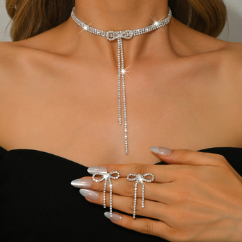 Set de bijuterii din cupru ecologic, cu bow tassel din rhinestone și lanț claw chain – cercei și colier
