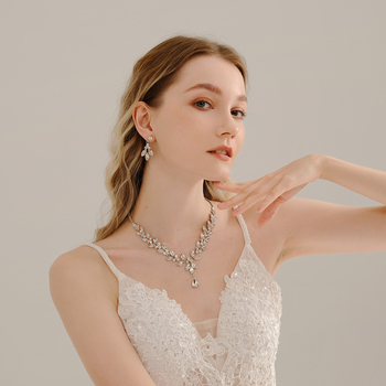 Trojdielny šperk set: náhrdelník a náušnice s kamienkami, Claw Chain, Diamond úprava, Mianeno NS-J6111