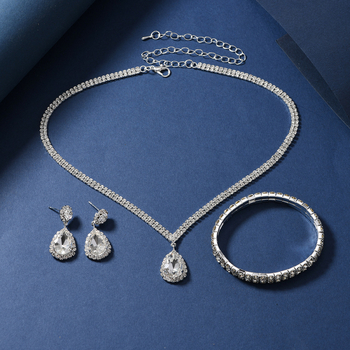 Set nakita za vjenčanje: naušnice, ogrlica i narukvica; Materijal: sintetički kristal; Lanac: zmijski lanac; Privjesak: Rhinestone; Uzorak: srce/kapljica/zvono