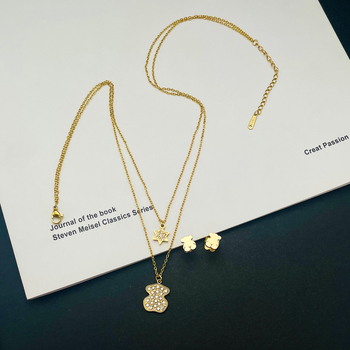 Blingblimg Set nakita s kristalima Bear Star, dvostruki sloj, naušnice i ogrlica od titan čelika, križna lanac, lagani luksuzni stil