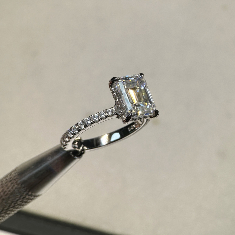 Inel cu moissanit, argint 925, design geometric, pentru femei