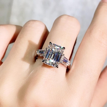 Prsten od 18K zlata s Moissanit dijamantom u obliku smaragda, 5/10 karata, egzotična geometrija, unisex