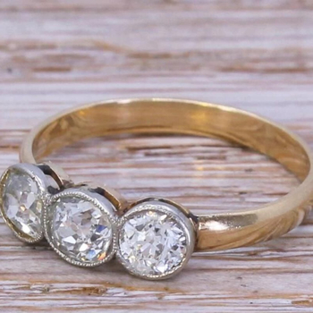 Prsten od cinkovog legura, geometrijski oblik, Moissanit mikropavé, unisex nakit