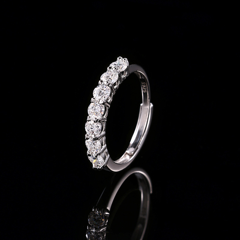 Prsteň zo striebra 925, sedem Moissanitových kameňov v tvare Princess, stackable, polovičný prsteň