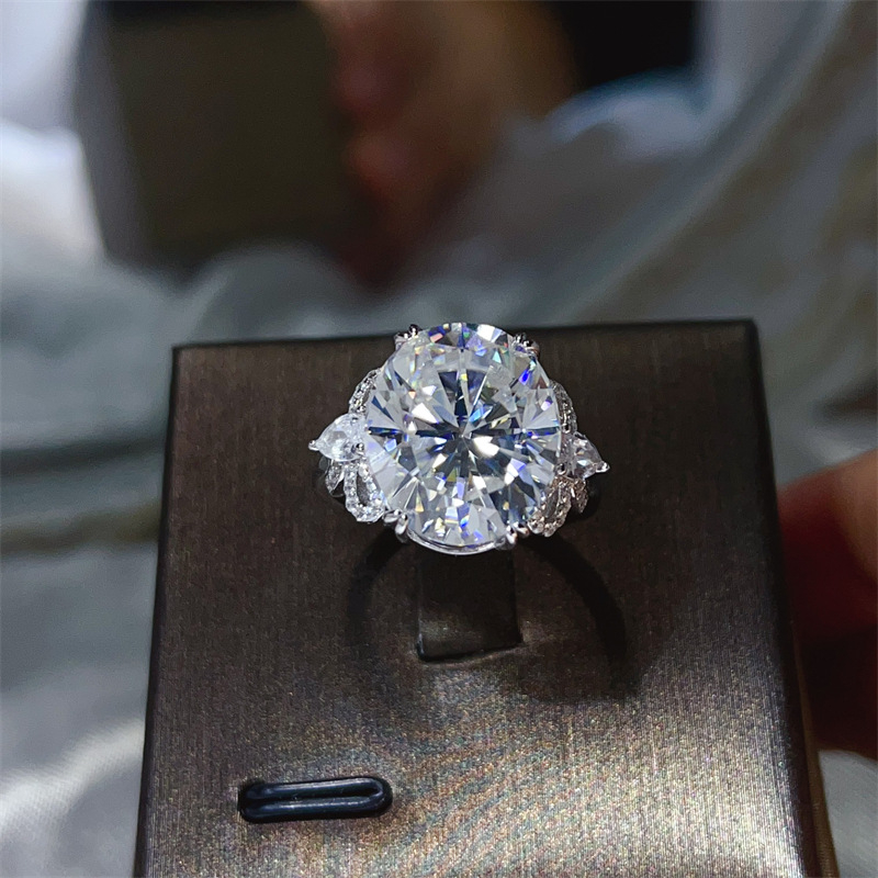 Inel Moissanite cu design fluture, formă ovală de ou, croi prelung, pentru femei