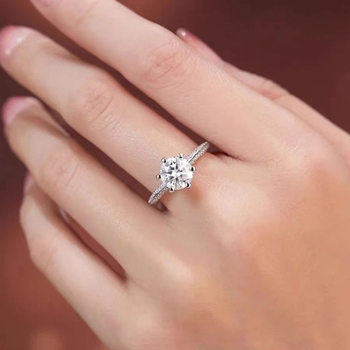 Moissanitový diamantový prsteň, 1 ct, so šiestimi pazúrmi, srdcového tvaru, pozlátený