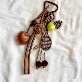 Κρεμαστό για μπρελόκ με μοτίβο καρδιά-τένις, κορεατικό στυλ Miu, σχέδιο INs, κράμα