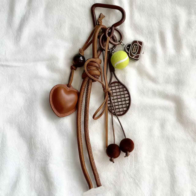 Κρεμαστό για μπρελόκ με μοτίβο καρδιά-τένις, κορεατικό στυλ Miu, σχέδιο INs, κράμα