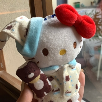 Карикатурен плюшен ключодържател - плюшена кукла, висулка за чанта, закачалка за кола