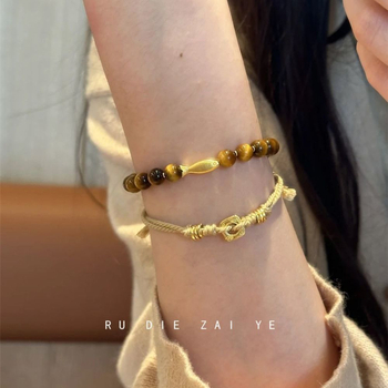 Náramok na šnúrke s korálkami Tiger Eye – dámsky štýl, plast/živica, leto 2025