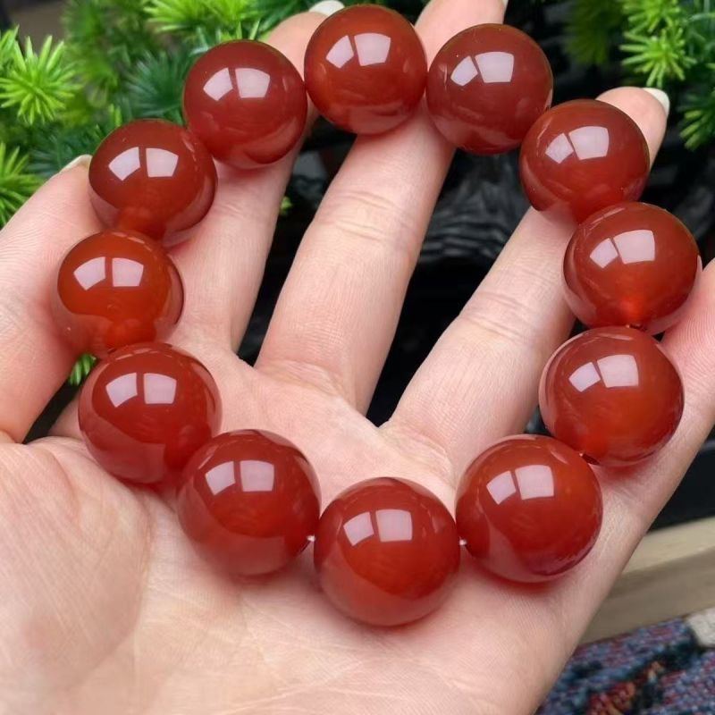 Crvena ahat narukvica, elegantan minimalistički dizajn, 10 mm perle, unisex modni dodatak