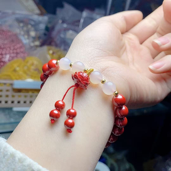 Cinnabar Vintage unisex geometrijska narukvica od kuglica s motivom lotosa, proljeće 2025