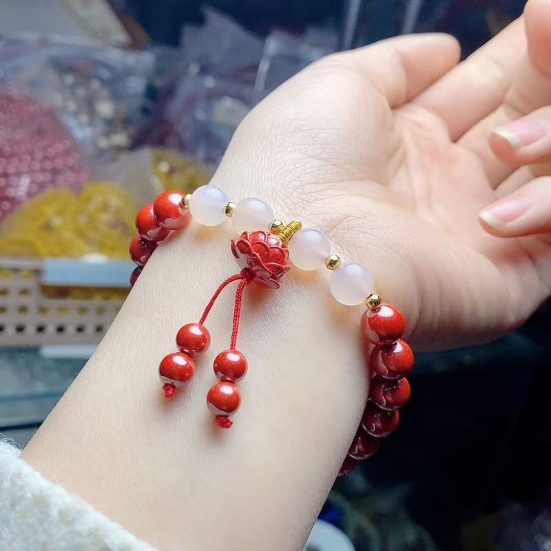Cinnabar Vintage unisex geometrijska narukvica od kuglica s motivom lotosa, proljeće 2025