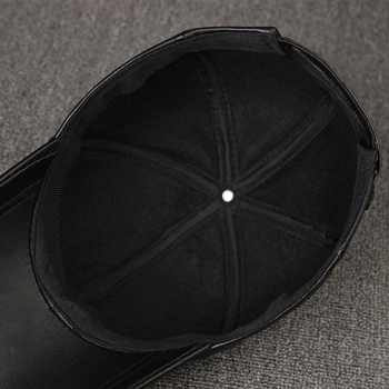 Pălărie plată unisex din piele de capră, bor arc, vârf plat, model monocrom, cusătură simplă; potrivită pentru iarnă, primăvară și toamnă