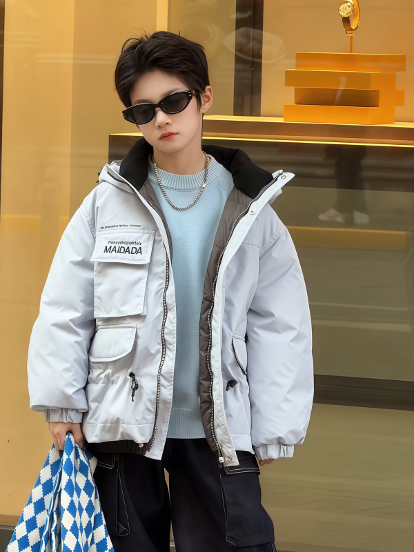 Unisex vaikiška pūkų striukė su 86–90% pūkų turiniu, gobtuvu, vidutinio ilgio užtrauktukas