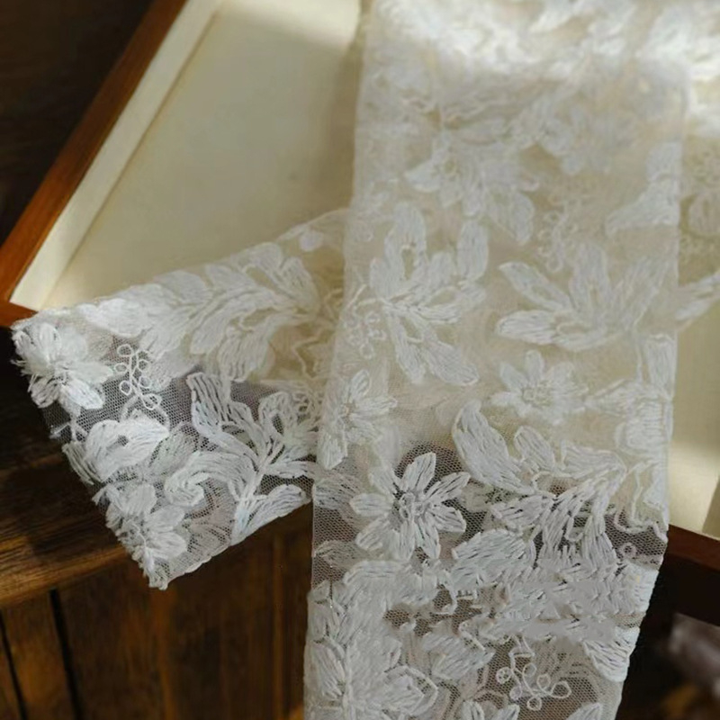 Menyasszonyi csipkés kesztyűk hosszú fazonban, francia ihletésű retro udvari stílus, dekoratív esküvői kiegészítő, csipke anyag, nőknek, tavasz 2024