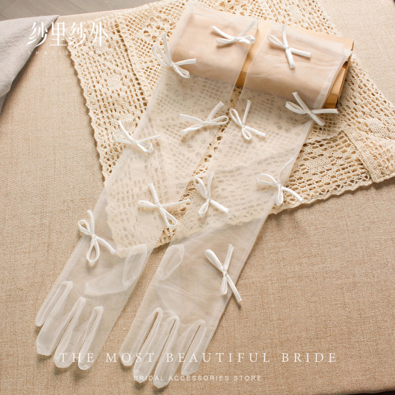 Menyasszonyi kesztyű csipke hálóval, masnival, középhosszú, Office Lady stílusú, esküvői kiegészítő, termékkód 6.16, testreszabás elérhető