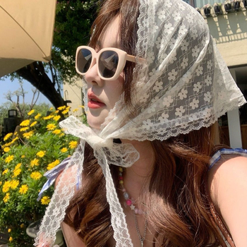 Kolmnurkne peakatte sall pitslintiga, naistele, pastorali stiil, suve 2021 väljaanne