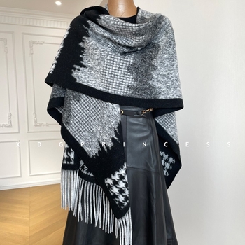 Naiste šall-katte tintainud mustri ja fringing äärtega, talv, laos, sügisel 2025 väljaanne