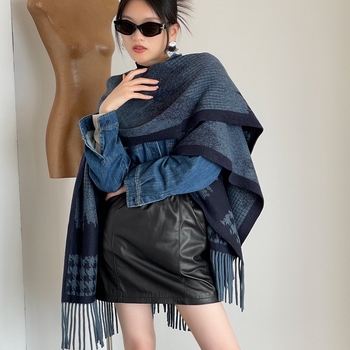Naiste šall-katte tintainud mustri ja fringing äärtega, talv, laos, sügisel 2025 väljaanne