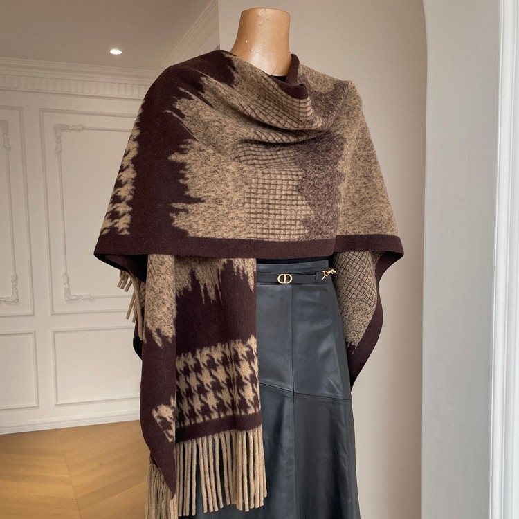 Naiste šall-katte tintainud mustri ja fringing äärtega, talv, laos, sügisel 2025 väljaanne