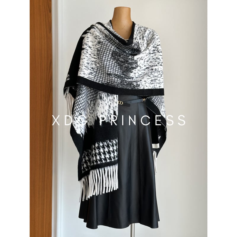 Naiste šall-katte tintainud mustri ja fringing äärtega, talv, laos, sügisel 2025 väljaanne