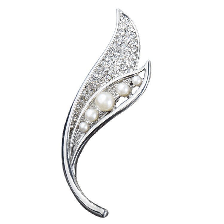 Női ötvözetű kitűző, levél mintával, elektrolit bevonattal, modell xz-9-18, őszi 2024