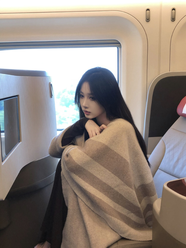 Ženski šal od najlona, warp-knit pletenje s motivom boja, srednja duljina, zadržava toplinu, Zima 2025