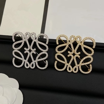 Rézből készült geometriai üreges brooch, elektroplating, dekoráció, friss és édes stílus