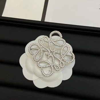 Rézből készült geometriai üreges brooch, elektroplating, dekoráció, friss és édes stílus