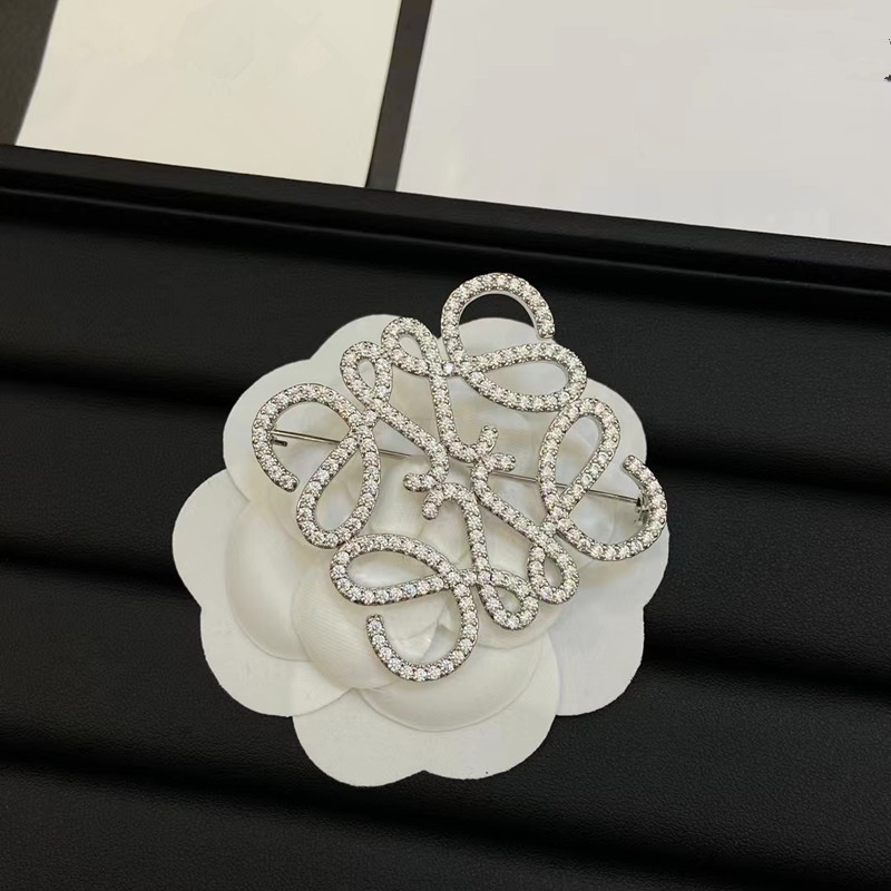 Rézből készült geometriai üreges brooch, elektroplating, dekoráció, friss és édes stílus