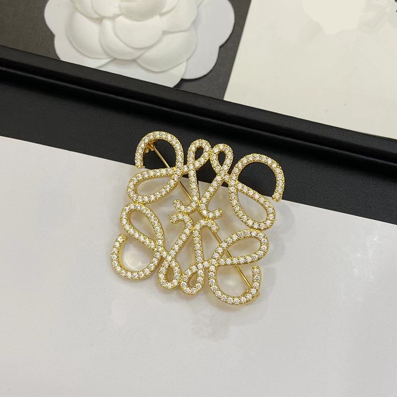 Rézből készült geometriai üreges brooch, elektroplating, dekoráció, friss és édes stílus